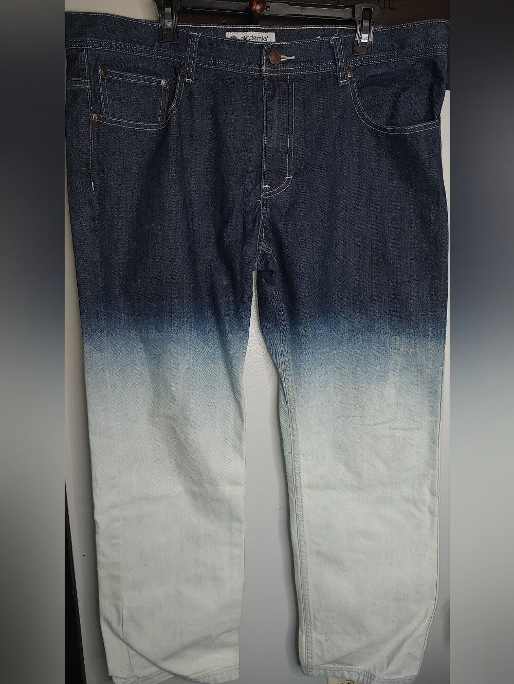 Akademiks Men's Ombre Dip-Dye Jeans in Dark Blue to Light Wash 40x32